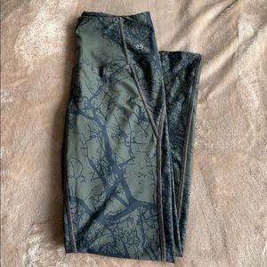 Maaji ankle length leggings.